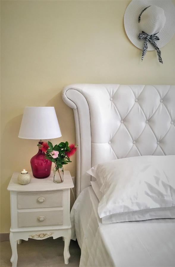 Alexandra΄S Liston Suite Corfu  ภายนอก รูปภาพ